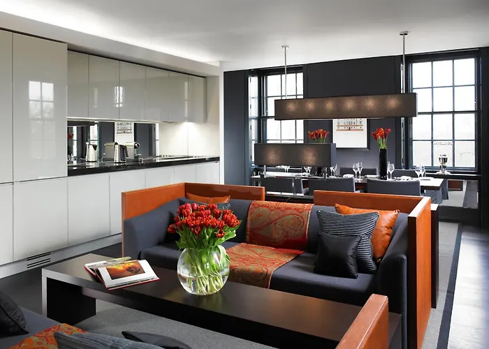 Luxurious Hotels Next to Hyde Park, London