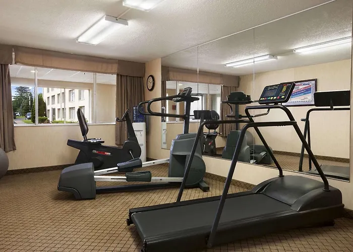 Top Hotels in Cortland, NY